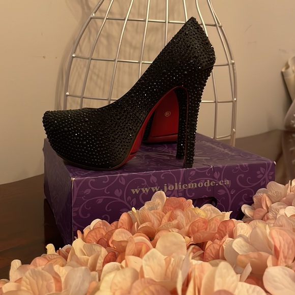 Jolie mode 38 black high heels with red bottoms - Picture 4 of 4